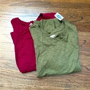 2 Old Navy Women’s Long Sleeve Shirts